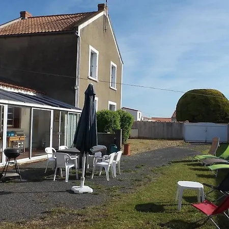 Maison Bord De Villa