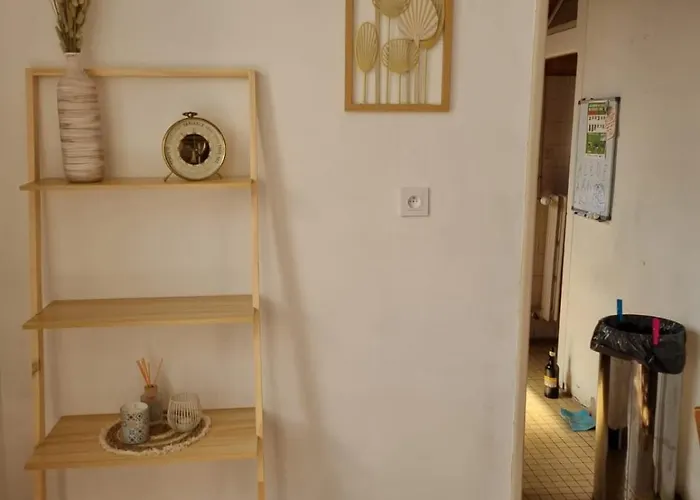 Maison Bord De Villa